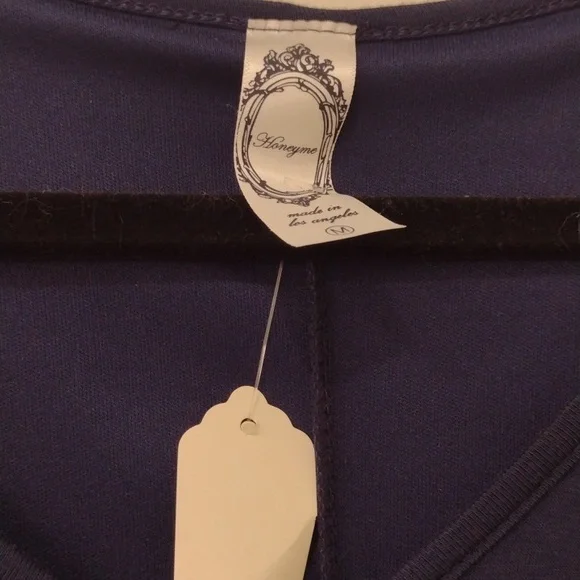 Navy t-shirt dress - Picture 2 of 3